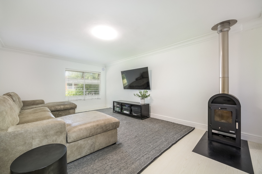 4 Bedroom Property for Sale in Kenridge Western Cape